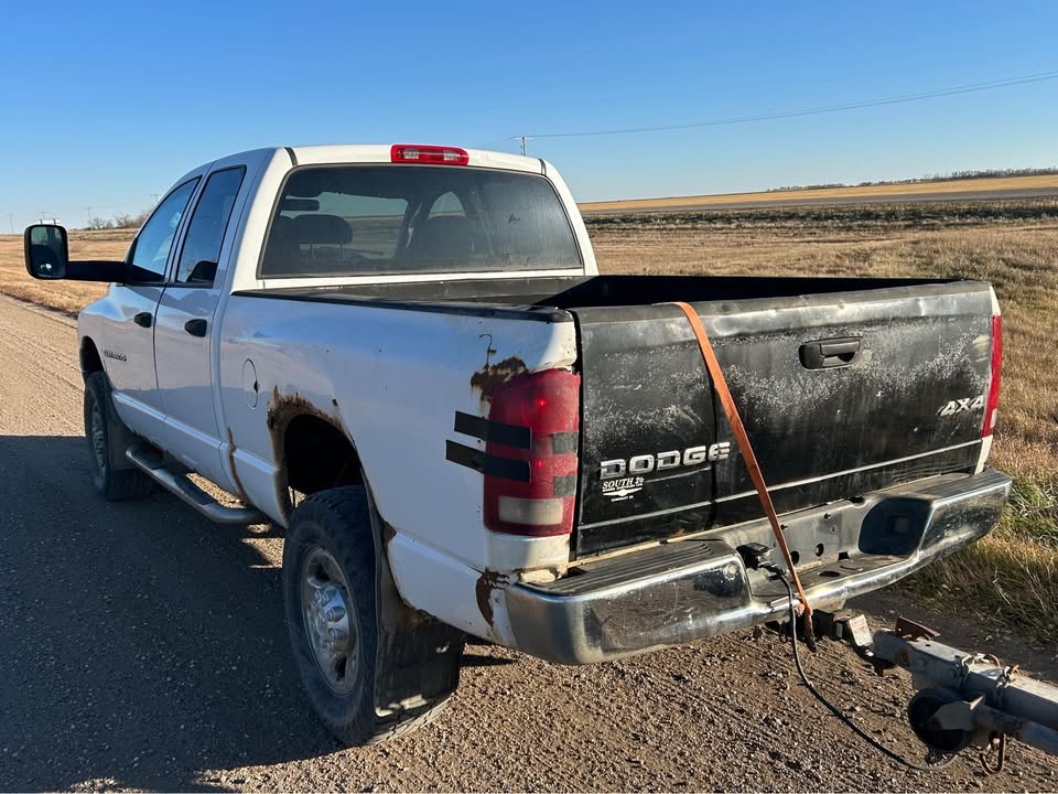 2005 Dodge Ram 3500 Quad Cab - photo 4