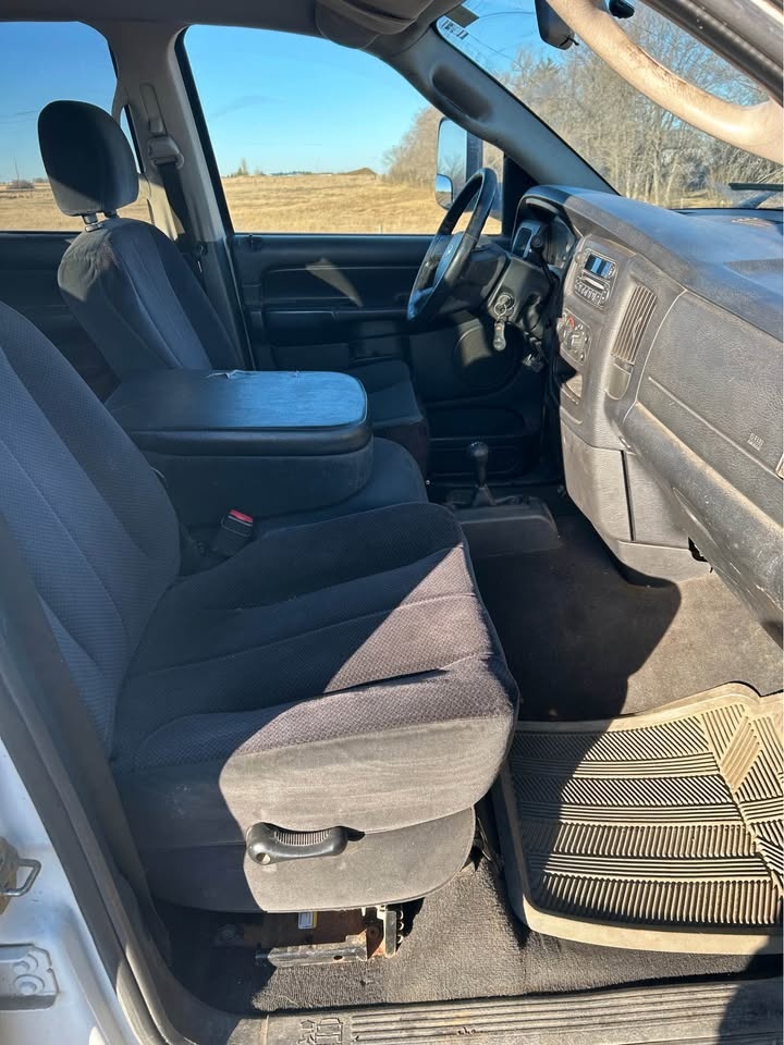 2005 Dodge Ram 3500 Quad Cab - photo 5