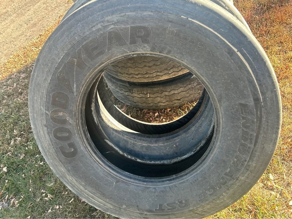 11-22.5 trailer tires for sale - photo 4