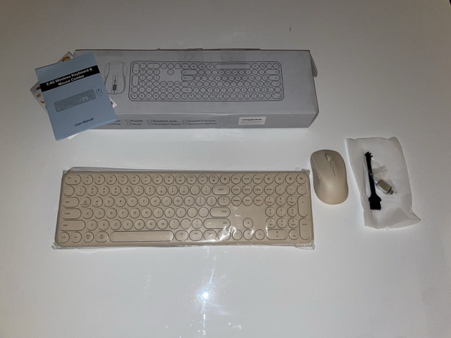 New Wireless Keyboard and Mouse Set