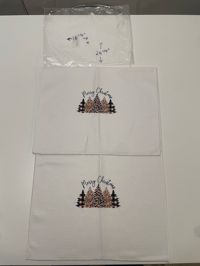 Brand New Christmas Decor Bundle - Hand Towels & Pillow Covers