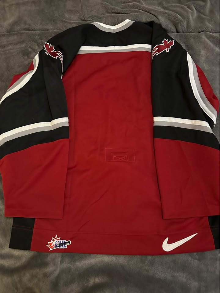 Vancouver Giants Nike Pro-Cut Jersey – Size 52 – Early 2000s - M - photo 2