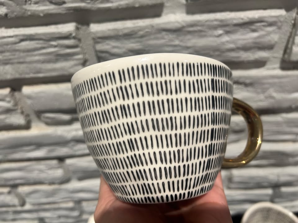 Modern Black & White Tea Set - photo 3