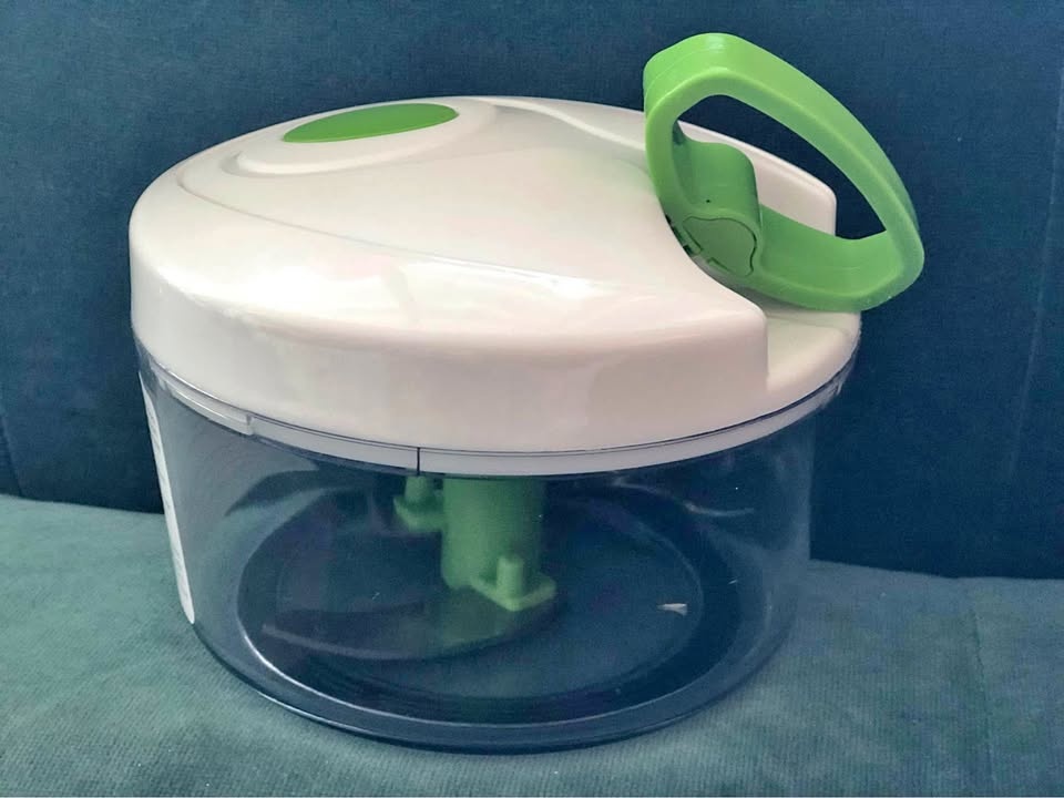 Like new - food chopper