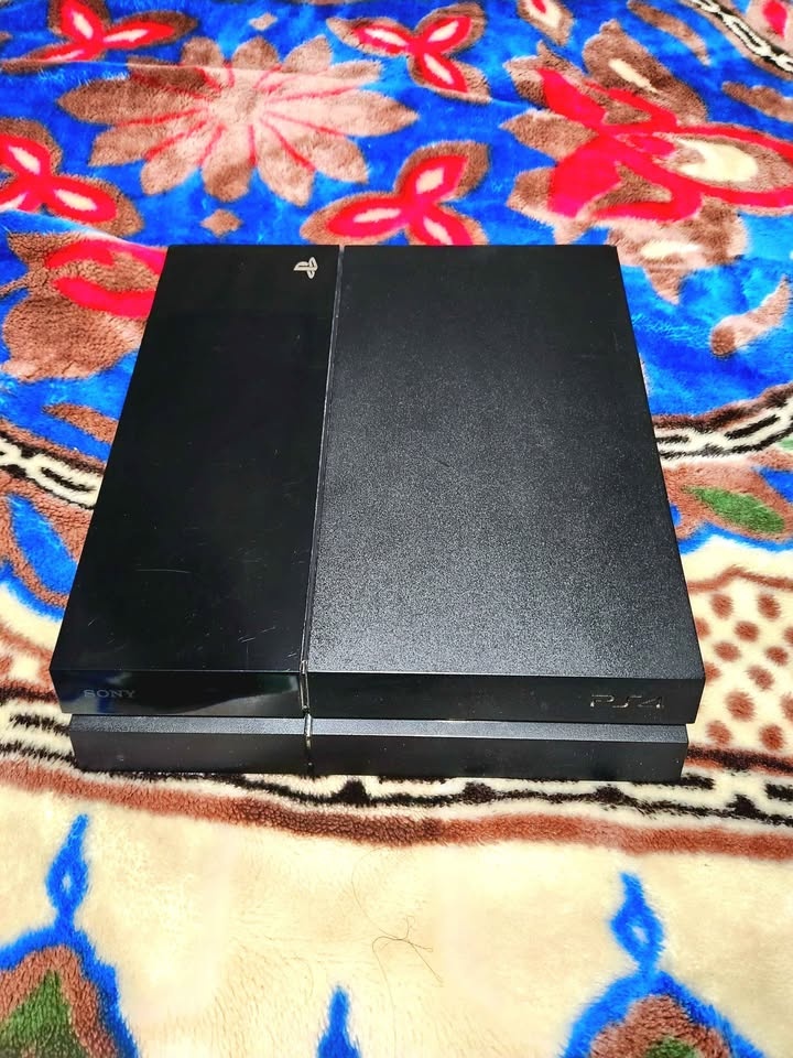 Modded PS4 With Games - photo 3