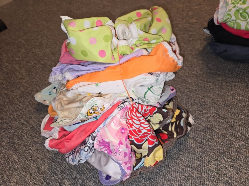 Complete cloth diaper set up! - photo 5