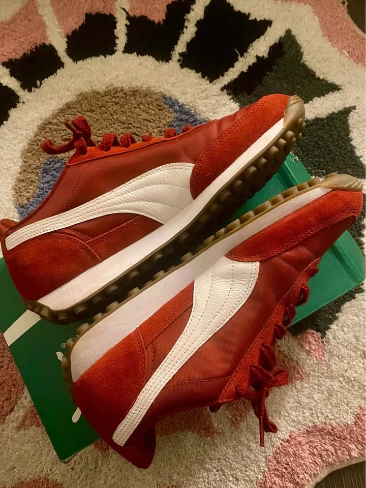 Puma Easy Rider Red Sneakers - Size 10 - photo 3
