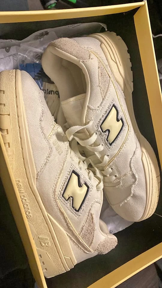 New Balance 550 Sneakers