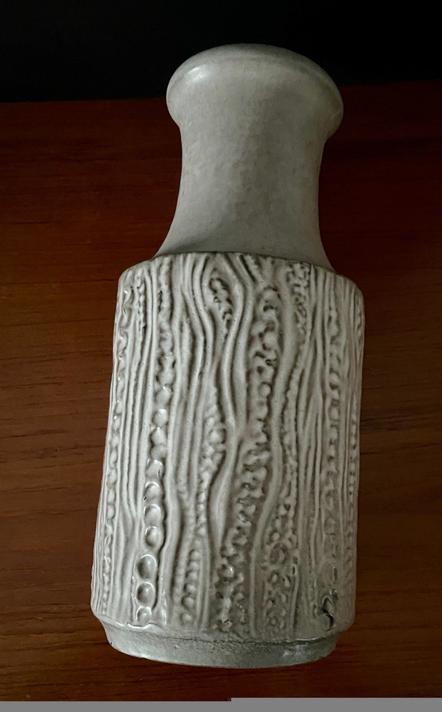 Vintage West Germany Pottery Vase - photo 4