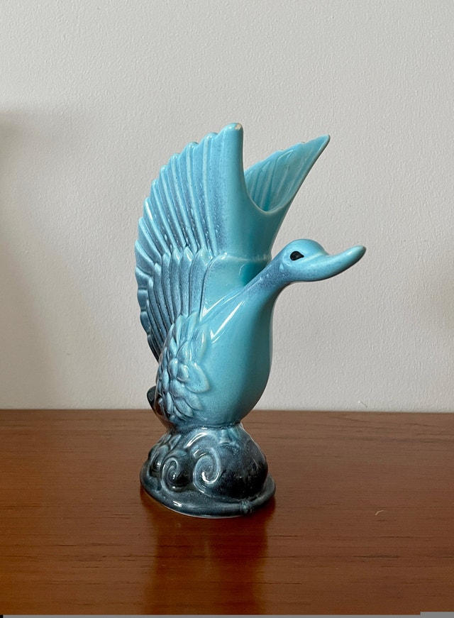 Mid Century BEAUCE Swan Vase Pottery - photo 2