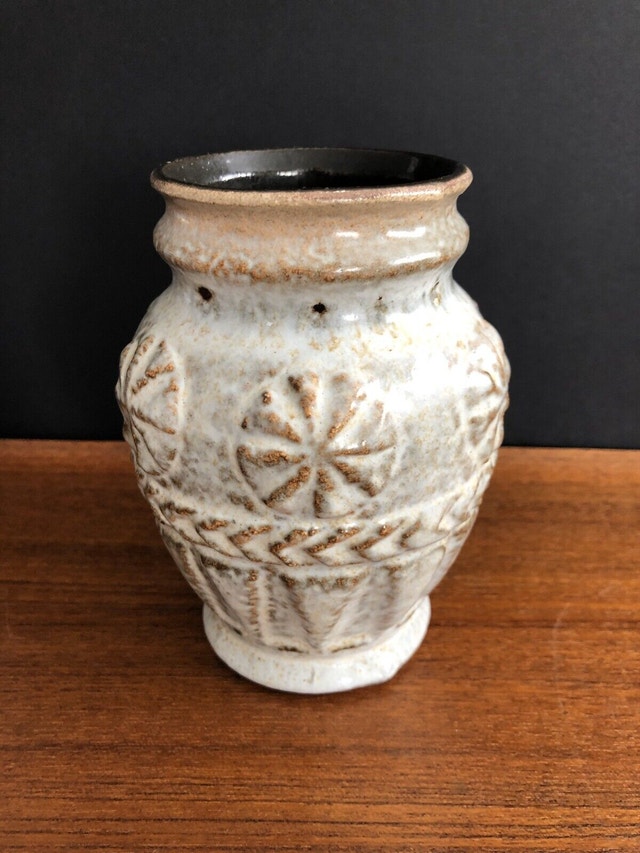 Vintage West Germany Bay Pottery Vase 7214