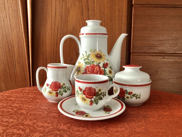 Vintage W Germany Winterling Bavaria Porcelain Tea Set - photo 5