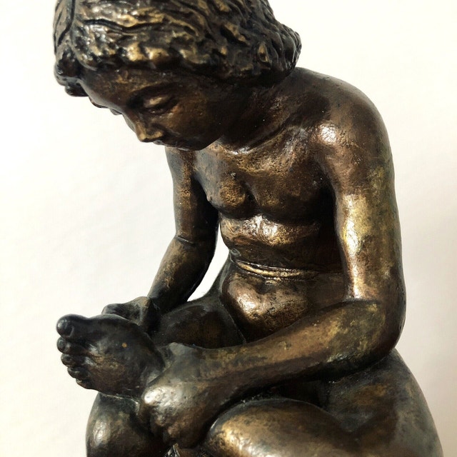 Vintage Austin Production Sculpture Boy Extracting Thorn - photo 4