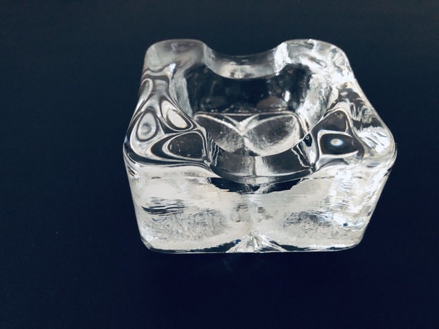 Rare Retro Vibe - The COOLEST Ice block cube ashtray - photo 2