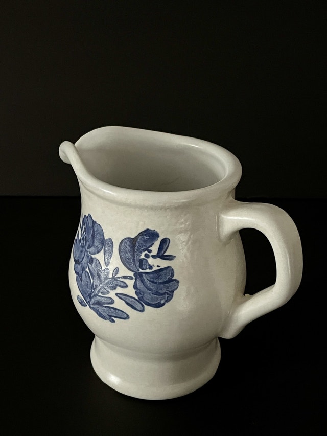 Vintage Pfaltzgraff Yoktowne Pottery Creamer - photo 5