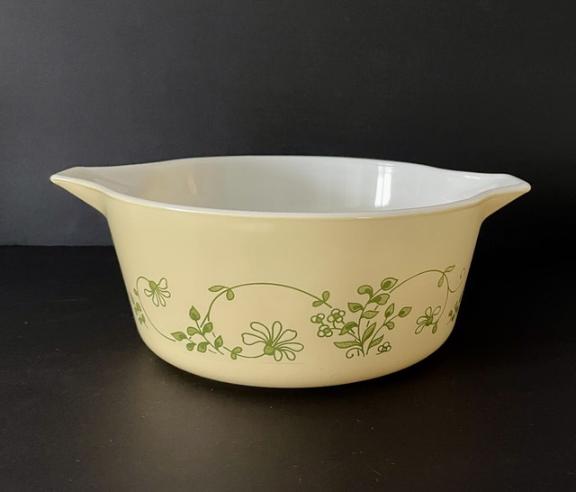 Vintage Pyrex Casserole Dish Shenandoah 475-B