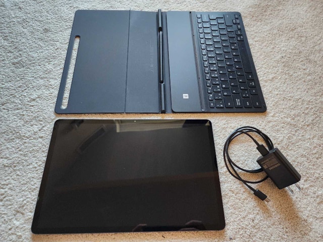 Samsung Galaxy Tab S7+ Tablet + Keyboard