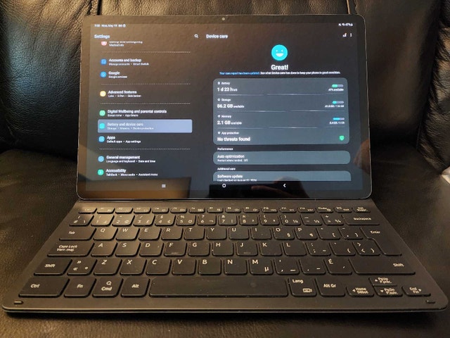 Samsung Galaxy Tab S7+ Tablet + Keyboard - photo 3