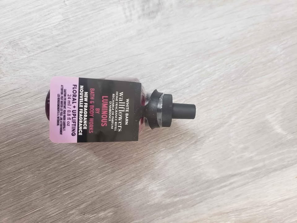 Wallflower plug in refill - photo 3
