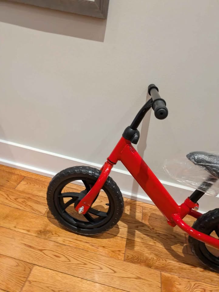 Toddler balance bike brand new - photo 5