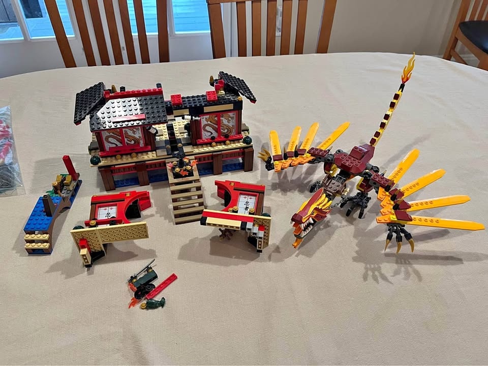 Lego Ninjago Fire Temple (2507) - Box + Instructions - INCOMP