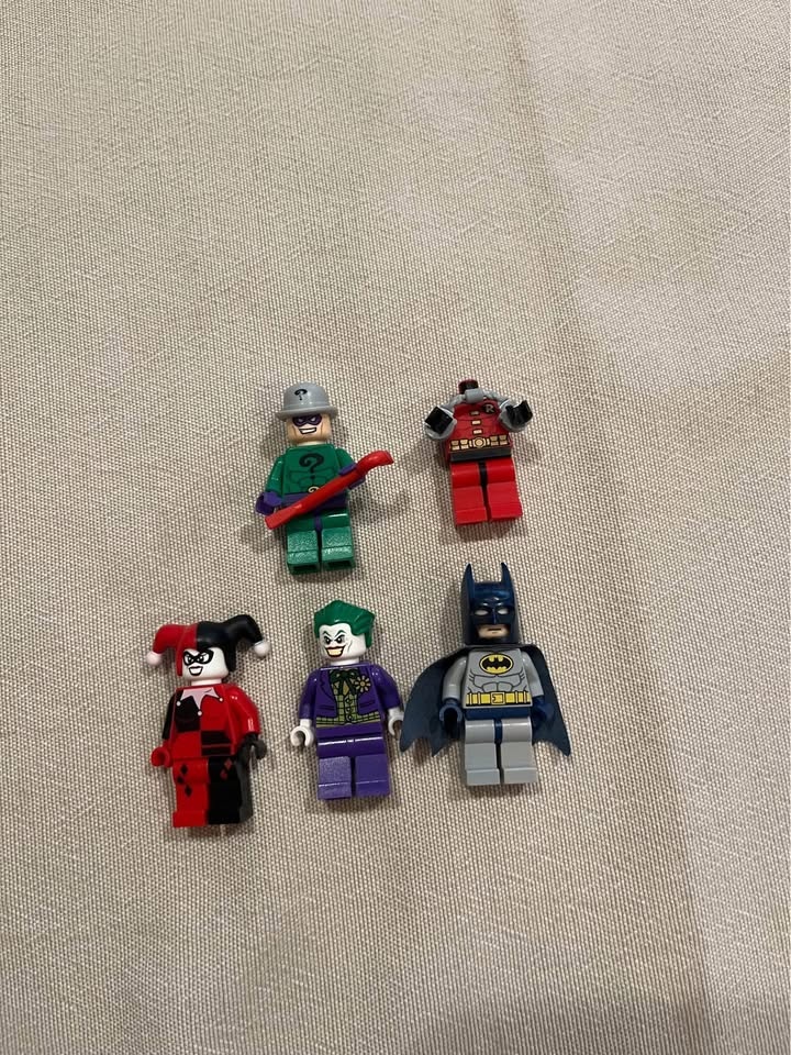 Lego DC Comics Super Heroes: The Dynamic Duo Funhouse Escape - photo 2