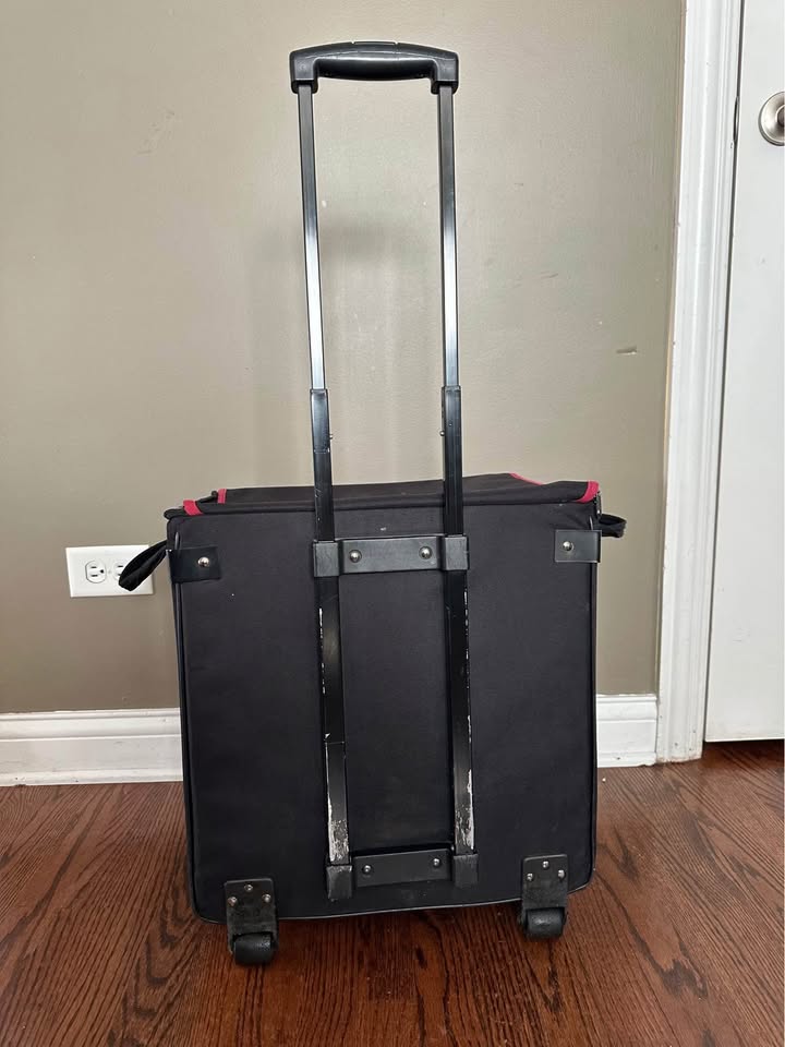 Scrapbook Rolling Tote - Crop in Style & crafting materials - photo 4