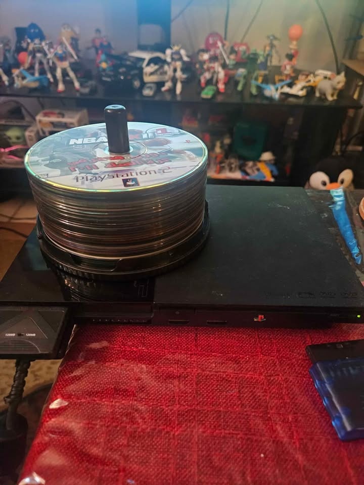 PS2 Slim Vintage $180 or obo, or Trade what your Best Trade?! Th - photo 2