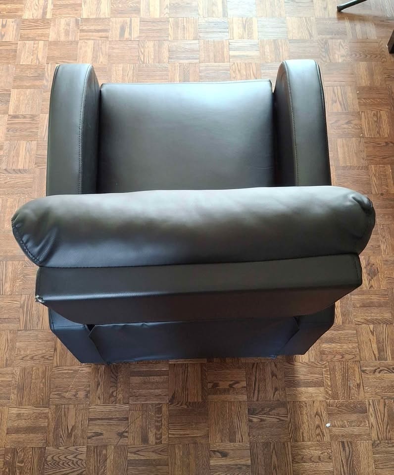 Recliner Chair - photo 2