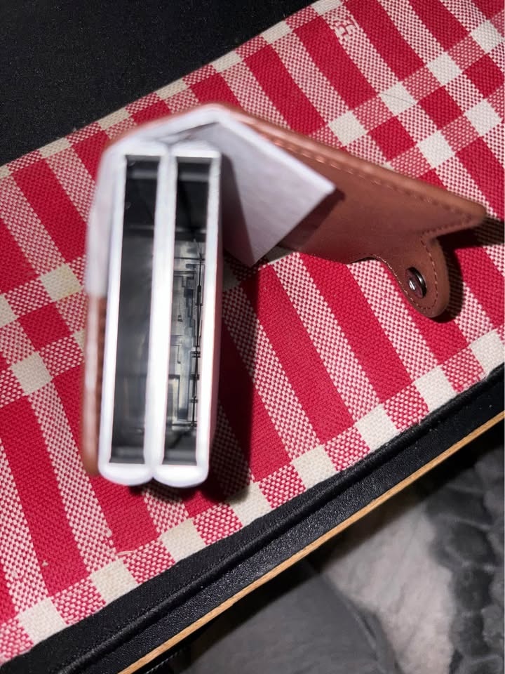 Coffee-Coloured Dual Card Pop-Up Wallet - photo 3