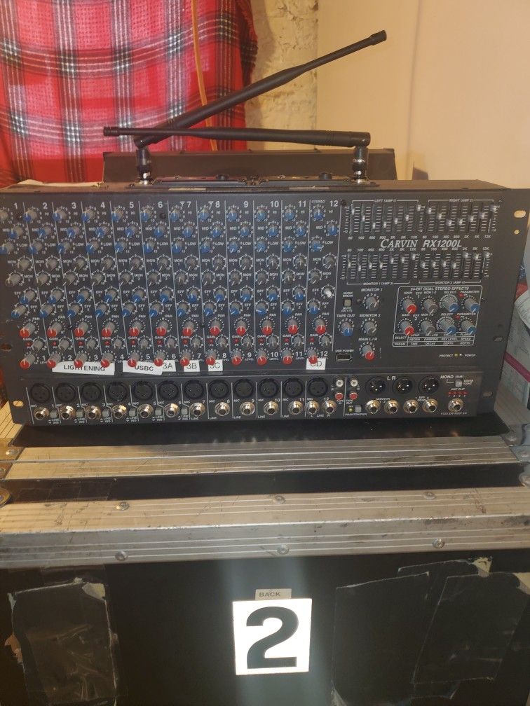 Carvin RX1200L Soundboard $190 - photo 3