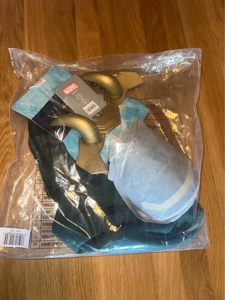 Loki Costume Accessory Set for Adults Disney image indicator(7)