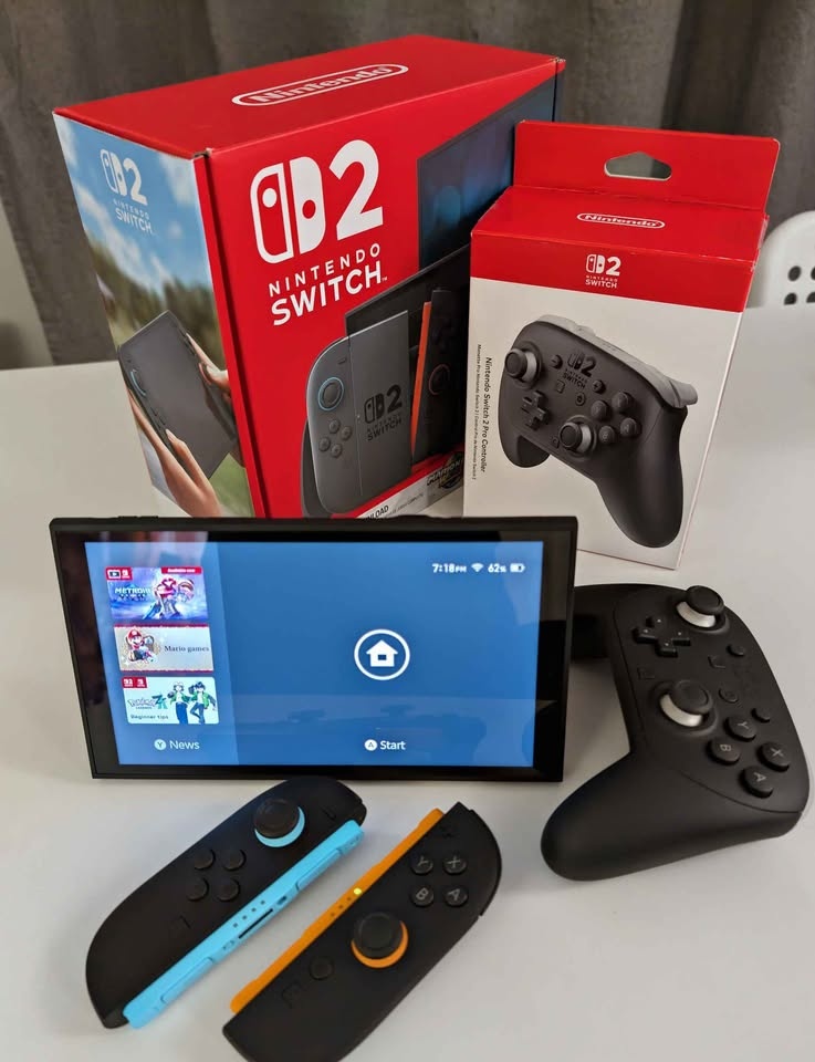 Nintendo Switch 2 + Pro Controller 2 - photo 2