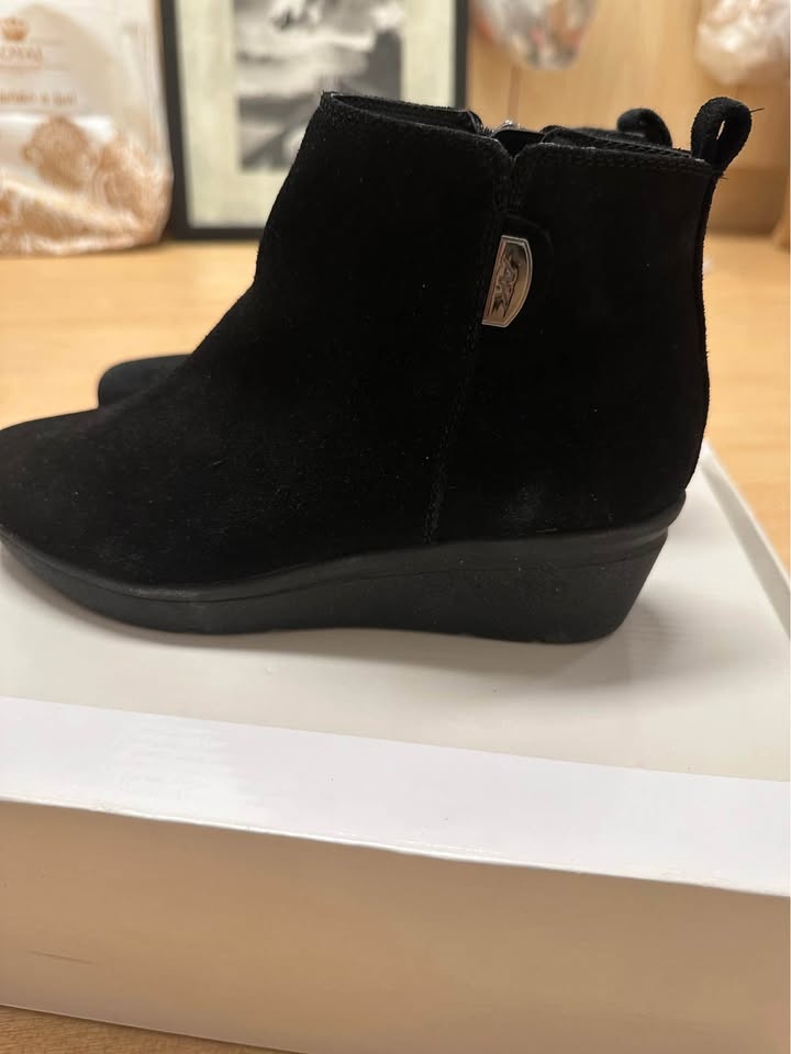 Anne Klein Black Boots - photo 3