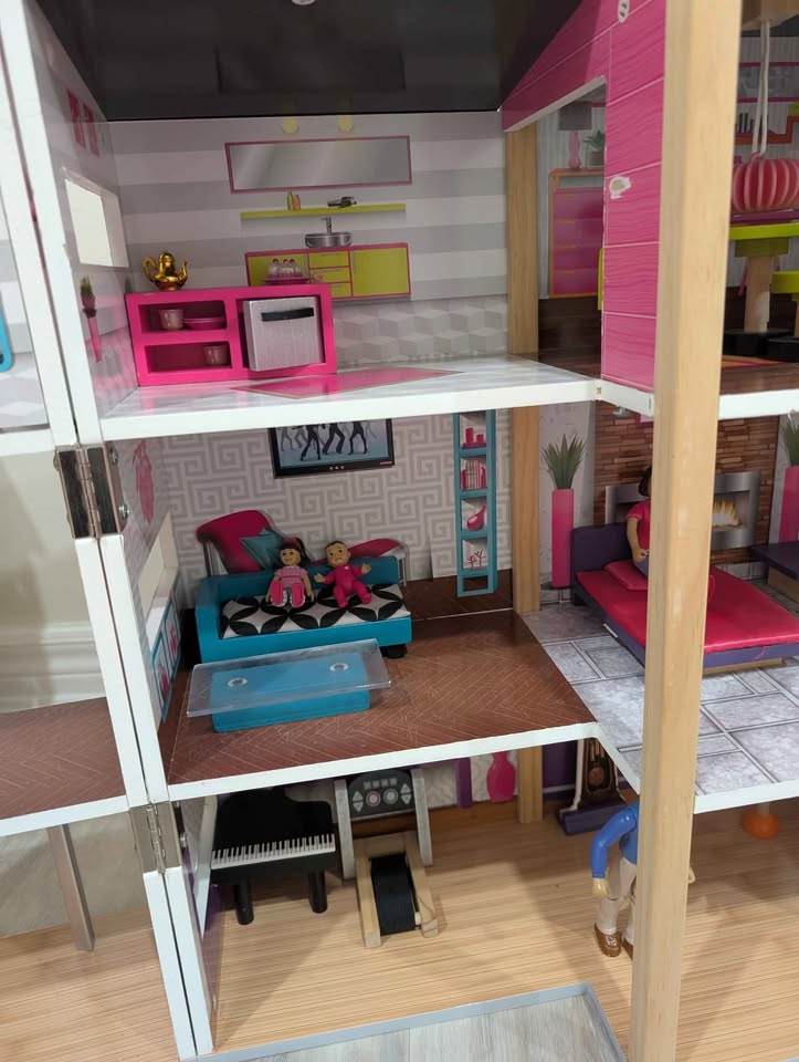 KidKraft Townhouse – Complete Set w/ Accessories - photo 3