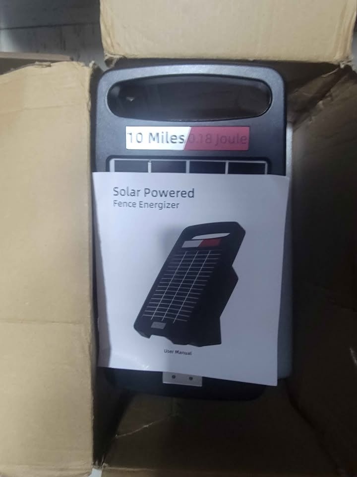 10 Miles Solar Power Fence Energizer - photo 2