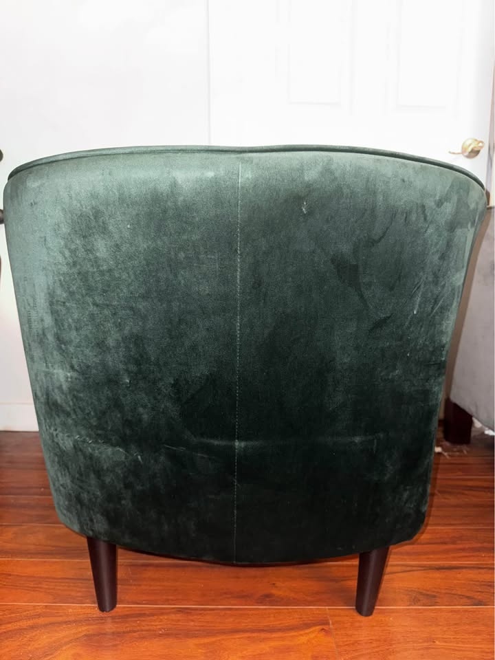 Green Velvet Accent Chair - photo 4