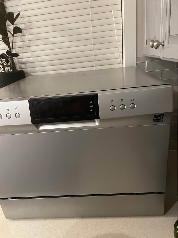 Danby Countertop Dishwasher – Silver - photo 2