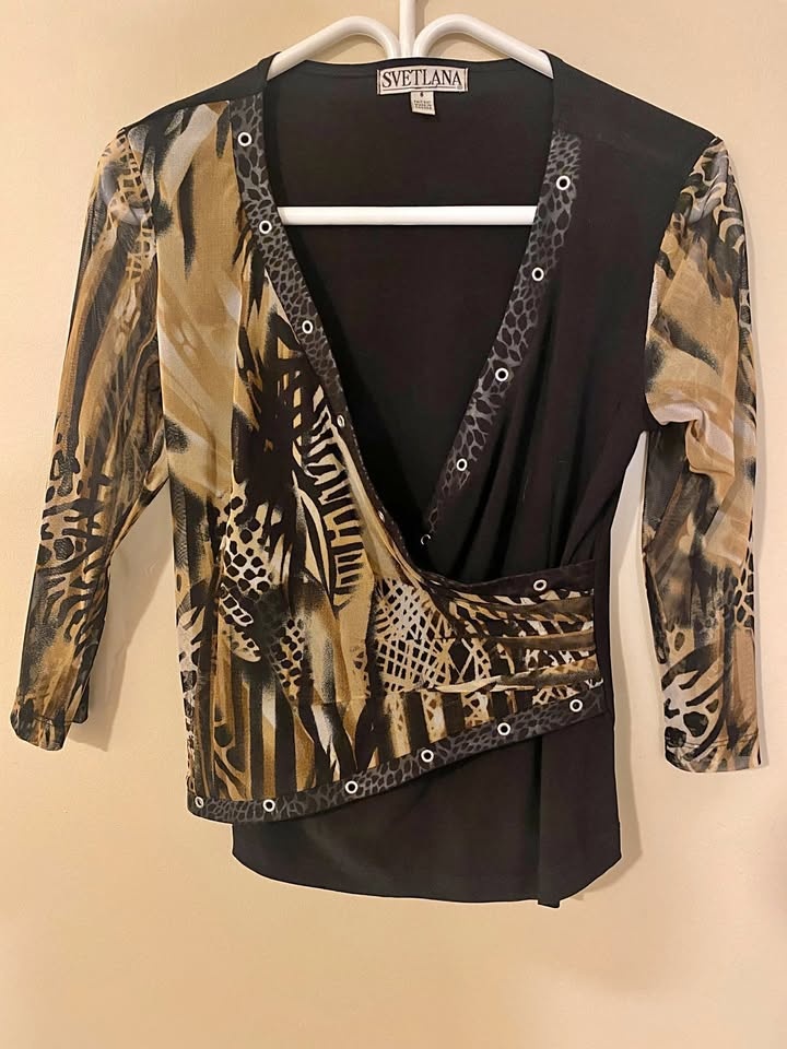 SVETLANA Boutique Top – Women’s Size 6 – Excellent Condition