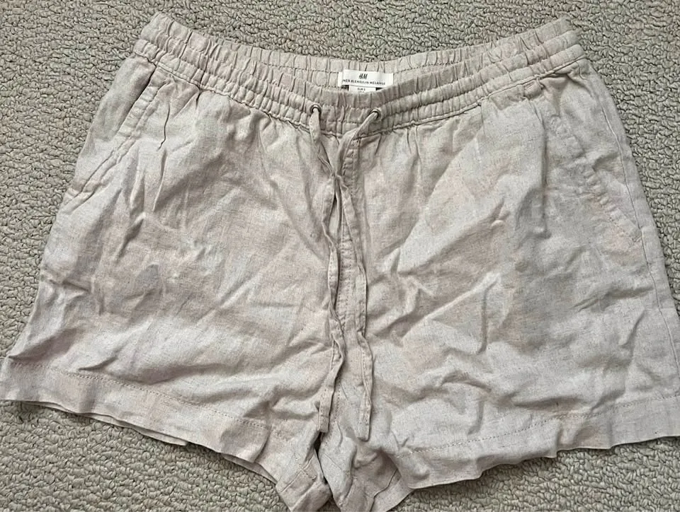 H&M linen shorts size S thumbnail