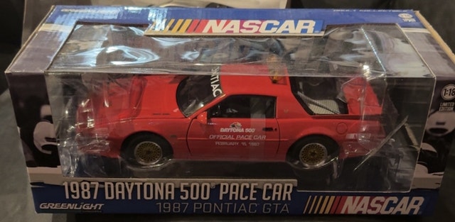 Greenlight 1987 Pontiac GTA NASCAR Daytona 500