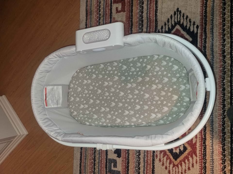 Bassinet - photo 2