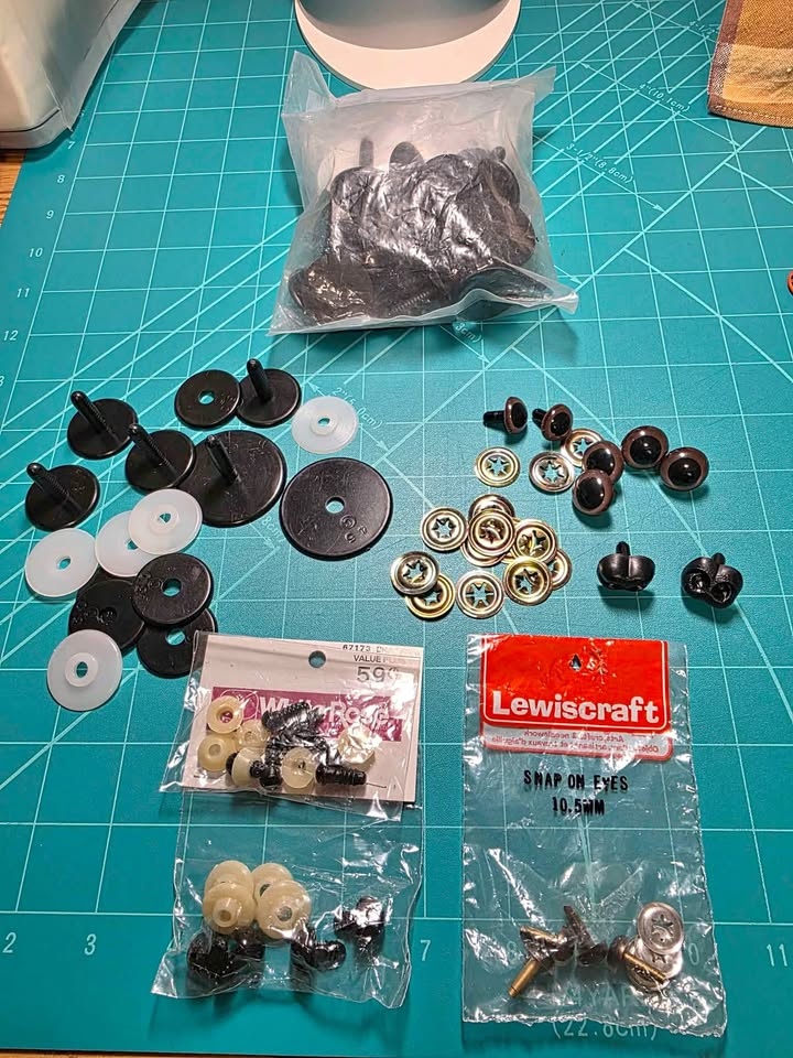 Teddy Bear Making Supplies- 41 sets Moveable Joints, Eyes, Noses