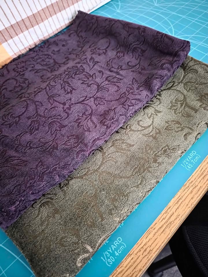 4.5 meters in Three Pieces of Luxury Chenille Fabric - photo 2