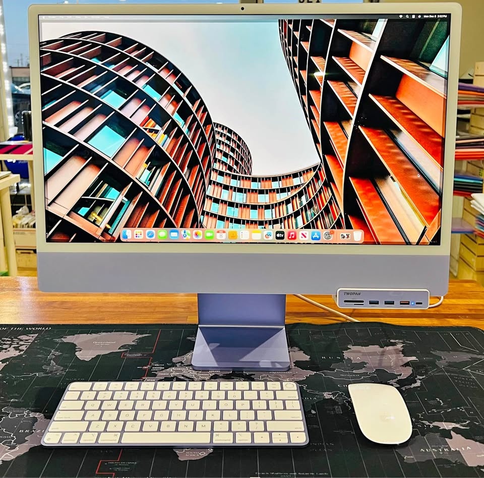 Apple iMac 24” 2023 M3 16GB 256GB Purple -Like New