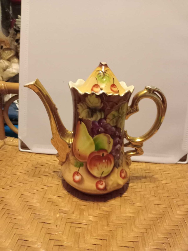 Colton China Teapot