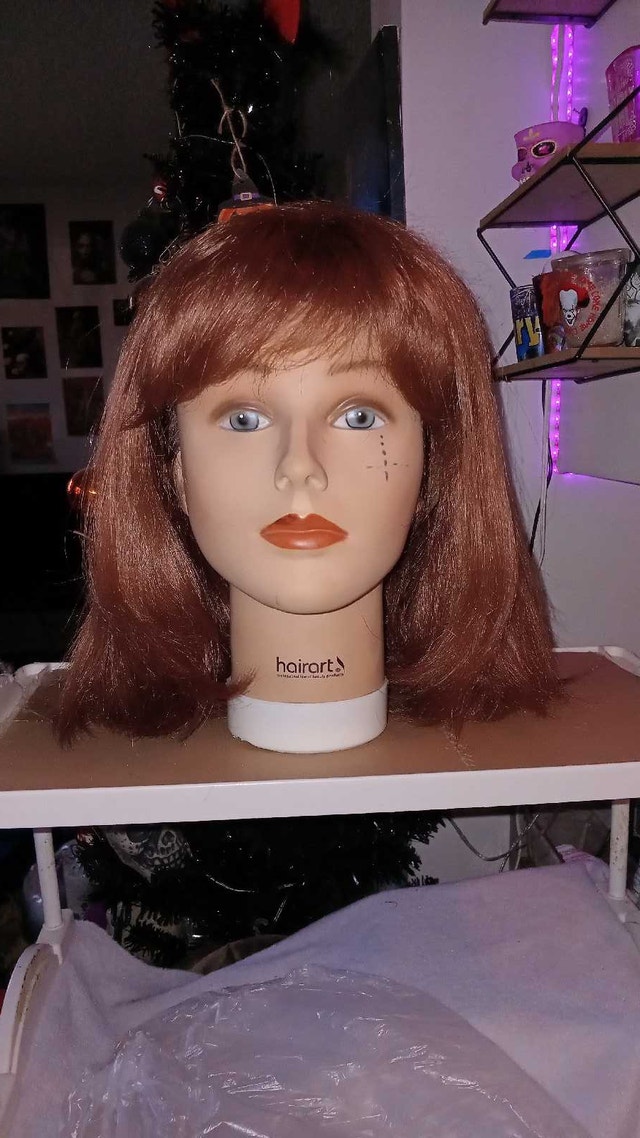 Auburn wig