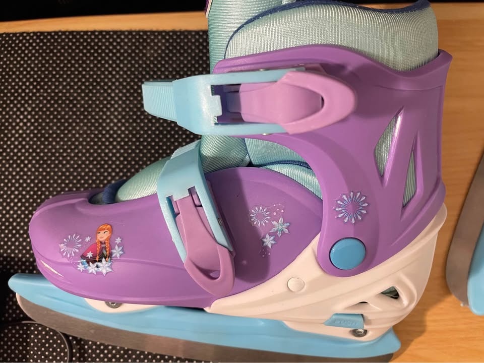 Kids Frozen 2 Ice Skates 12-2, Frozen 2 Skates plus Ryde snow he - photo 2