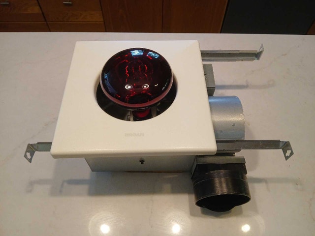 Broan Bathroom Exhaust w Heat Lamp