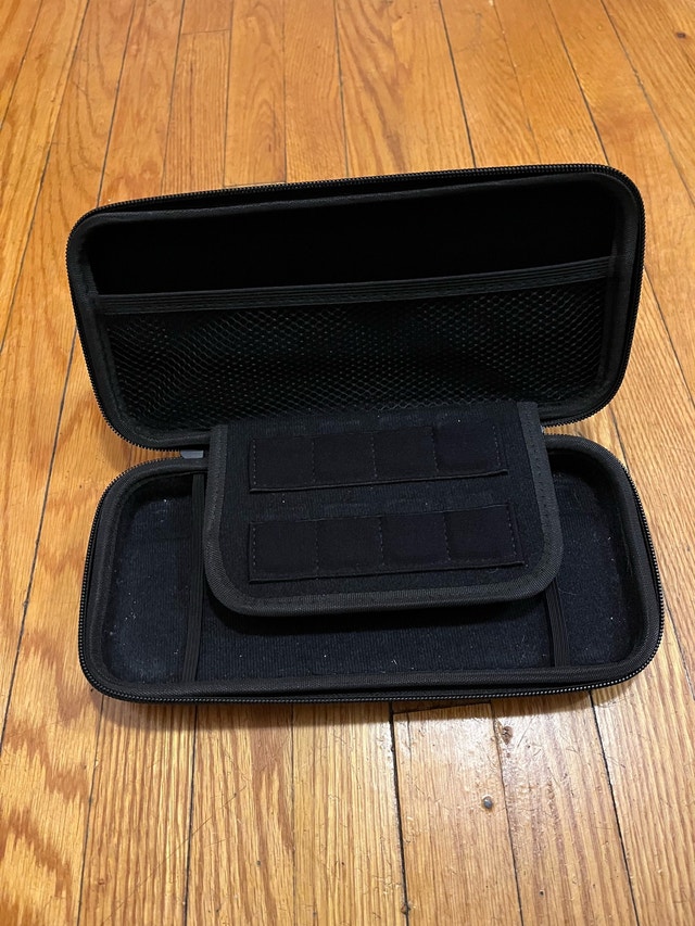 Nintendo Switch + 128GB SD - photo 3